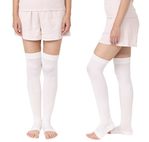Sunayama Socks Knee-high socks that keep your legs neat while you sleep Off-white