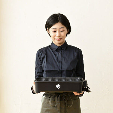 YAMAZEN NEOG-K024-B Extreme Takoyaki Maker 24 Holes 1200W YAMAZEN