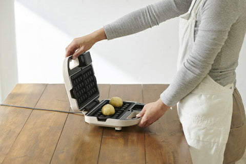 Vitantonio VWH-600-I Waffle & Hot Sand Baker Ivory