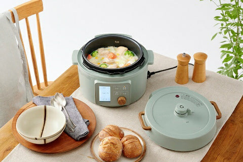 Iris Ohyama Electric Pressure Cooker 3L LCD Type Green KPC-MB3-G