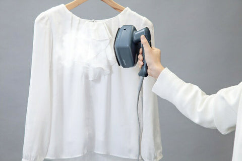 HITACHI 衣類スチーマー アイボリー CSI-RX71-C [ハンガーショット機能付き]