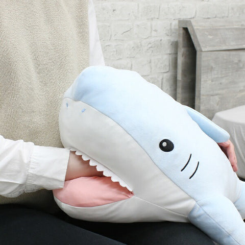 OGURI 抱き枕L＊噛みつき型＊ホオジロザメ