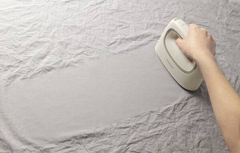 TOSHIBA Clothing Steamer Beige TAS-V70-N [With hanger shot function]