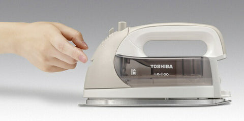 TOSHIBA コードレススチームアイロン La・Coo 美ラクルベース ベージュ TA-FDX670-N [ハンガーショット機能付き]