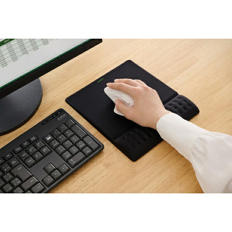 ELECOM Mouse Pad [202x230x25mm] Wrist Rest included COMFY Series Black MP-CF095WBK