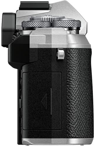 OM SYSTEM/奥林巴斯 OM-5 12-45mm F4.0 PRO 镜头套件 银色