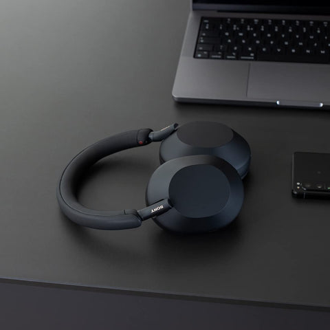 ソニー(SONY) ワイヤレスノイズキャンセリングステレオヘッドホン WH-1000XM5:【VGP殿堂入り】 / ノイキャン性能向上 / Amazon Alexa搭載 / 通話性能向上 / ソフトフィットレザーによる高い遮音性 / ブラック / WH1000XM5 BM