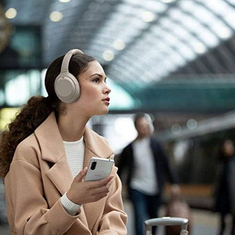 SONY 索尼 无线降噪耳机 WH-1000XM4 : LDAC/Amazon 搭载Alexa/Bluetooth/高分辨率 可连续播放30小时 密闭型 带麦克风 2020年款 360 Reality Audio认证款 银色 WH-1000XM4 SM