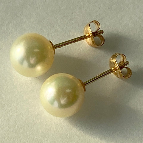 High-quality Akoya pearl earrings /  Diameter 8mm  lemon yellow color beads with Japanese standard18K earrings