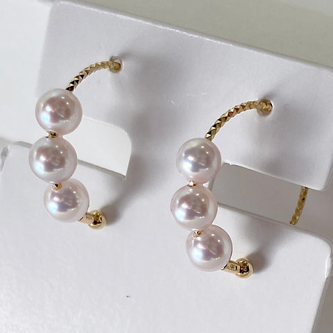 Baby size beads of Akoya pearl hoop earrings/Diameter 4mm white triple beads with Japanese standard 18K gold earrings