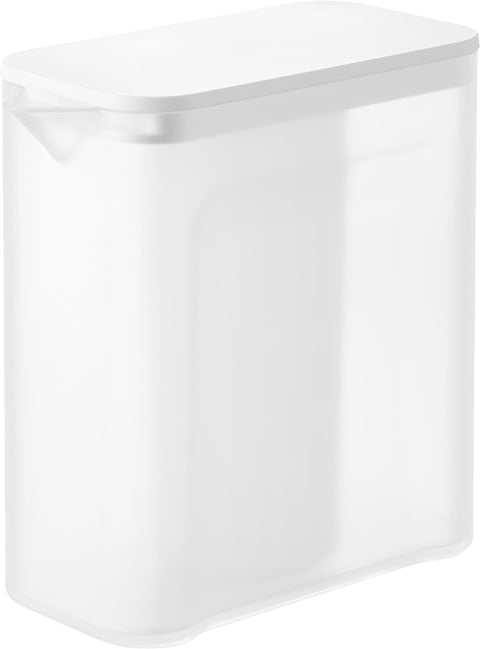 Yamazaki 1690 Shelvable Cold Water Bottle 3.2 x 6.6 x 6.3 inches (1 L), White, W 3.2 x D 6.6 x H 6.3 inches (8.2 x 16.7 x 16 cm), Tower Tower, Dishwasher Safe, Heat Resistant, Includes Tea Strainer