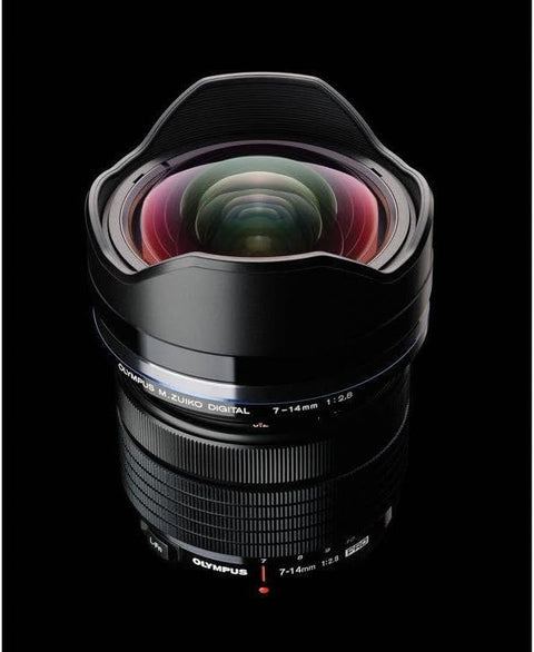 Olympus M.ZUIKO ED 7・4mm 1:2.8 PRO