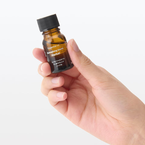 エッセンシャルオイル すっきりブレンド ハーバル 10mL OCH08A4A