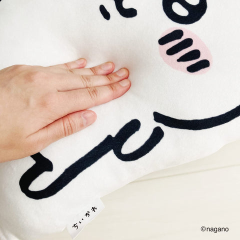MORIPiLO 抱き枕 ちいかわ (もちもちダイカットクッション) 肌にやさしいふわモチ触感 グッズ ぬいぐるみ 昼寝枕 ホワイト 30x35x7cm キャラクター まくらのモリシタ