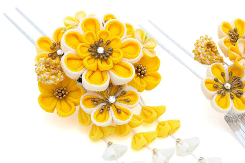 Soubien kaz5534sn-3371 Hair Ornament, Coming-of-Age Ceremony, Graduation Ceremony, 2-Piece Set, Yellow, Plum Blossoms, Wisteria Shade, Pique Rim, Curly Crepe, Knob-crafting, Wedding Kimono