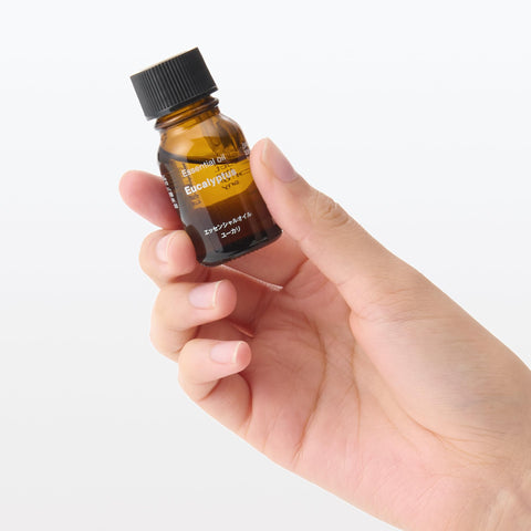 無印良品 エッセンシャルオイル ユーカリ 10mL OCG75A4A