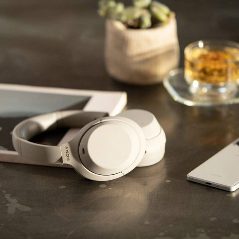 SONY 索尼 无线降噪耳机 WH-1000XM4 : LDAC/Amazon 搭载Alexa/Bluetooth/高分辨率 可连续播放30小时 密闭型 带麦克风 2020年款 360 Reality Audio认证款 银色 WH-1000XM4 SM