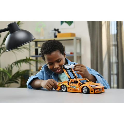 レゴ(LEGO) テクニック Fast and Furious Toyota Supra MK4 おもちゃ 玩具 誕生日 プレゼント ブロック 男の子 女の子 子供 9歳 10歳 11歳 小学生 乗り物 車 ミニカー 42204