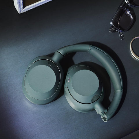 ソニー(SONY) ワイヤレスノイズキャンセリングステレオヘッドホン WH-ULT900N / ULT WEAR/パワフル重低音/Amazon Alexa搭載/通話性能向上/快適な装着感/フォレストグレー WHULT900N HC ワイヤレスノイズキャンセリングステレオ
