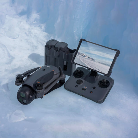 DJI 매빅 4 프로 드론 512GB 크리에이터 콤보 (DJI RC Pro 2 포함) 1억 픽셀 이상의 삼안경 카메라 드론 4/3 CMOS 핫셀블라드 카메라 최대 51분 비행 시간 배터리 (3개) 충전 허브가 있는 전문가용 드론