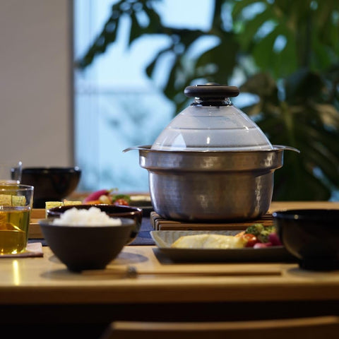 Hario GIS-200 Yukihira Rice Pot, Induction Heat Compatible, 1-3 Servings, Silver, Gift