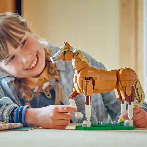 レゴ(LEGO) クリエイター うつくしい馬 おもちゃ 玩具 誕生日 プレゼント ブロック 女の子 男の子 子供 9歳 10歳 11歳 小学生 インテリア オシャレ フィギュア グッズ 母 父 31166