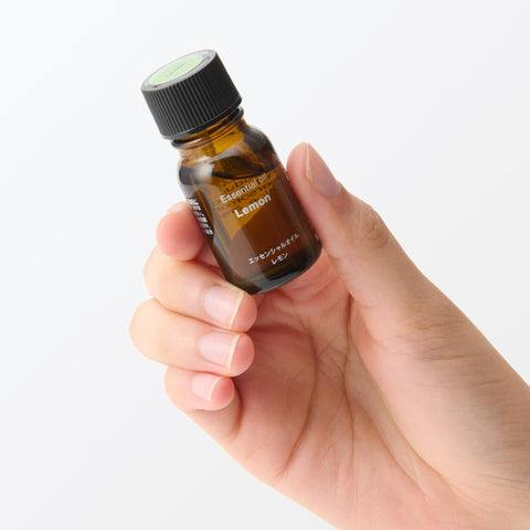 무지 료힌 에센셜 오일 레몬 10mL OCG68A4A
