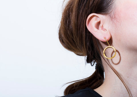 tabane　Clip earrings　Red