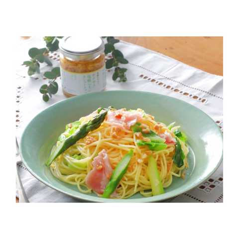 바삭한 소금-코지 레몬 캐슈넛 90g 병