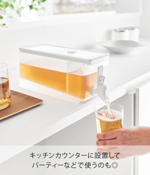 山崎實業 冰箱 飲料壺 1.8公升 白色 W10×D31.5×H12.5cm(包含水龍頭/閥門) 塔式 Tower 可用洗碗機清洗 冷水壺 大麥茶壺 1584