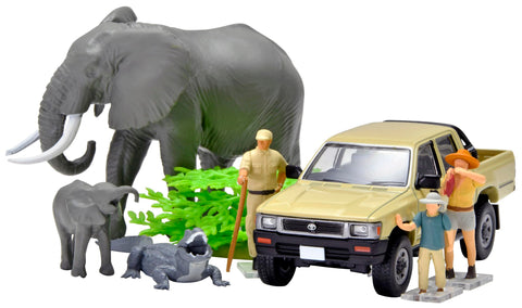 Tomytec Kaiyodo x Tomica Limited Vintage Geo-Colle 64# Car Snap 29a Safari 2 (Toyota Hilux 4WD Pickup Double Cab Included) ABS Plastic and PVC Dolls & Accessories (Painted and Partially Assembled) +