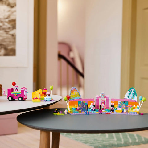 Lego 10797 Gabby Dollhouse Gabby Party Room Toy Present, Blocks, Boys, Girls, Children, 4, 5, 6 Years