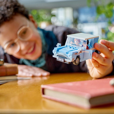 LEGO 76424 Harry Potter Flying Ford Anglia Toy Toy Present, Blocks, Boys, Girls, Children, 6, 7, 8, 9, Elementary School Students, Car, Plastic Model