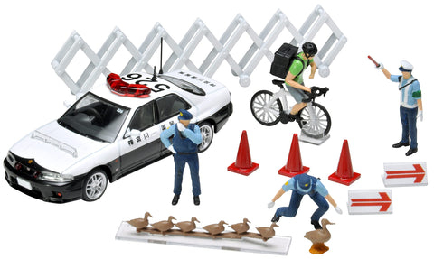 トミーテック (TOMYTEC) ジオコレ64 1/64#カースナップ16a 警察 ABS・PVC製 人形・小物 (塗装済、一部組立済) ＋ ダイキャスト製ミニカー セット