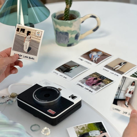 コダック KODAK Mini Shot 3 レトロ 4PASS 2-in-1インスタントカメラ＆フォトプリンター(7.6cmx7.6cm)＋カメラ本体8枚入り+30枚バンドル、ホワイト