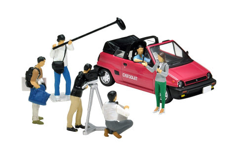 Geocore 318910 1/64 # Car Snap 11a TV Crew (Honda City Cabriolet Included) ABS / PVC Painted Partially Assembled Doll / Accessories + Diecast Made Complete Mini Car Set