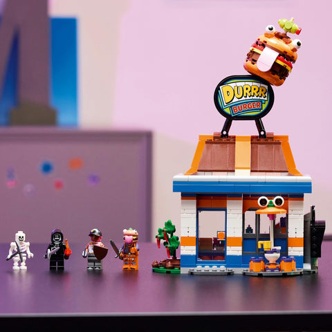レゴ(LEGO) フォートナイト ダーバーガー レストラン おもちゃ 玩具 誕生日 プレゼント ブロック 男の子 女の子 子供 10歳 11歳 12歳 小学生 マイクラ Minecraft グッズ ゲーム ごっこ遊び おままごと 77076