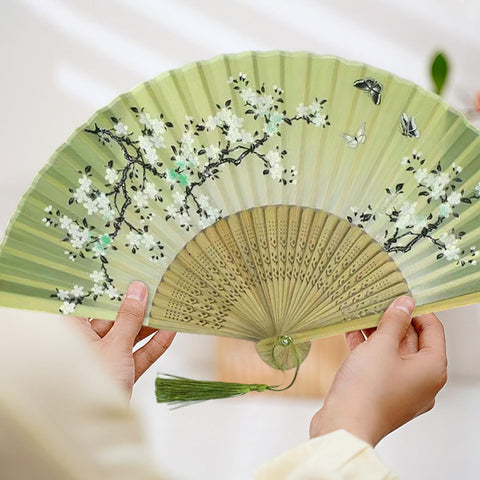 Formemory Men's Women's Folding Folding Bamboo Fan, Japanese Style, Summer, Silk, Stylish, Japanese Accessories, Beautiful, Floral Pattern, Butterfly, Butterfly Pattern, Lightweight, Japanese Gift