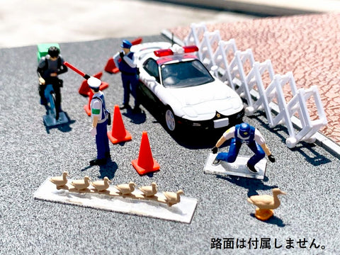 TOMYTEC(TOMYTEC) GEO COLLE 64#汽车卡扣16b 警察2 ABS树脂・PVC制 人偶・小物件 (已涂装完成,部分组装完成) + 压铸迷你车套装
