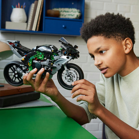 LEGO 42170 Kawasaki Ninja H2R Bike, Toy Plastic Model, Present, Blocks, Boyfriend, Kids, 9, 10, 11, 12, Elementary School Students, Car, Boyfriend, Birthday Gift, Interior, Stylish