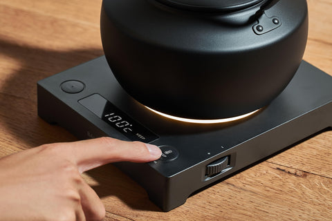 【バルミューダ】【ギフト対応】MoonKettle｜温度調整機能つき電気ケトル ブラック BALMUDA ムーンケトル KPT02JP-BK