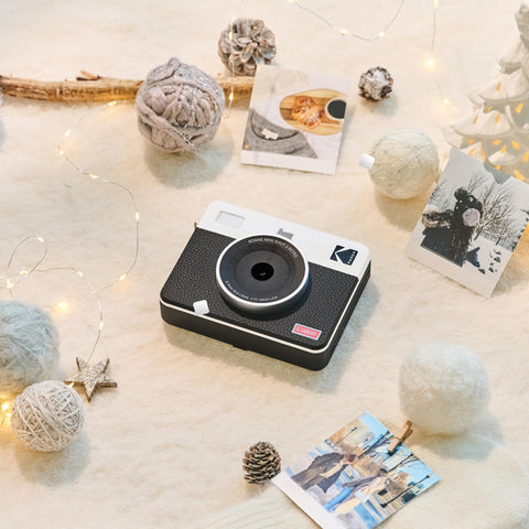 Kodak Kodak Mini Shot 3 Retro 4PASS 2-in-1 Instant Camera & Photo Printer, 3 x 3 in (7.6 x 7.6 cm) + 8 Cameras + 60 Sheets Bundle, White