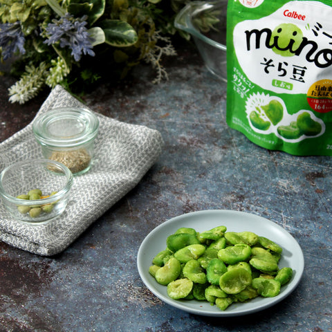 [broad beans] カルビー ｍｉｉｎｏそら豆しお味 おつまみ おやつ お菓子そら豆 ロカボ 28グラム (x 12)