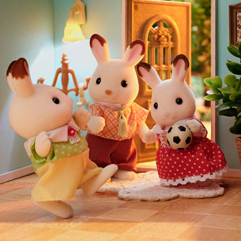 EPOCH Sylvanian Families FS-46 Chocolate Rabbit Family Dolls, Safety Toy Mark Certified, Toy for Ages 3 Years and Up, Dollhouse