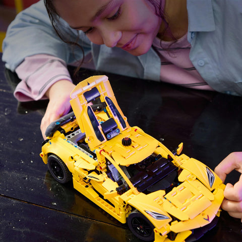 LEGO 乐高 机械组 Chevrolet Corvette Stingray 玩具 生日 礼物 积木 男孩 女孩 儿童 9岁 10岁 11岁 小学生 交通工具车 迷你车 42205