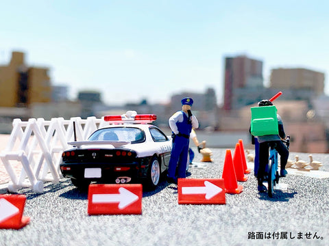 TOMYTEC(TOMYTEC) GEO COLLE 64#汽车卡扣16b 警察2 ABS树脂・PVC制 人偶・小物件 (已涂装完成,部分组装完成) + 压铸迷你车套装