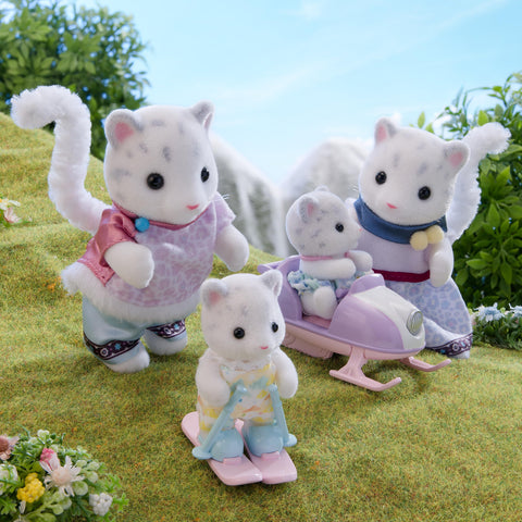 EPOCH Sylvanian Families FS-55 Snow Leopard Family Dolls, Safety Toy Mark Certified, Toy for Ages 3 Years and Up, Dollhouse